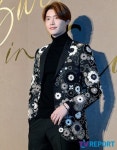 [T포토] 이종석 여배우 뺨치는 백옥 피부