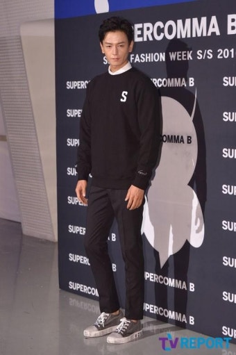 [T포토] 임주환 '여전한 모델 포스'(서울패션위크)