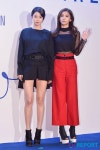 [T포토] 나라-유영 헬로비너스 대표로 왔어요(서울패션위크)