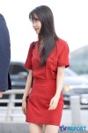 [T포토] 아이유 새침한 미모에 홀릭