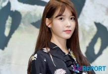 [T포토] 아이유 눈빛에 빠져들겠네