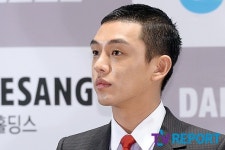 [T포토] 유아인 강렬한 눈빛