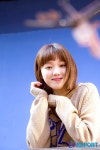[T포토] 이성경 복주의 눈빛이 그대로~