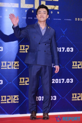 [T포토] 장혁진 '가슴에 노란리본 달고'