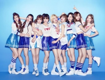 트와이스, 또 역주행…日 오리콘 차트1위 재탈환