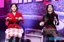 [T포토] 예리-아이린 '조이 랩에 맞춰 들썩들썩'