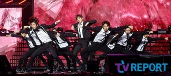 [T포토] 더보이즈 '데뷔 무대도 강렬하게'