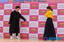 [T포토] 박명수 유리씨 이리와요