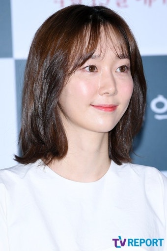 [T포토] 이유영 '신비로운 눈동자'