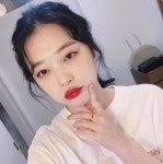 미모가 다했다 설리, 레드립 소녀