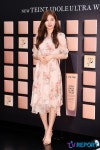 [T포토] 수지 샤랄라한 플라워 원피스