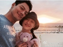 [룩@차이나] 中 톱스타 저우쉰, 할리우드 배우 아치 카오와 파경설