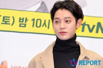 정준영, CEO로 변신..프랑스 파리에 레스토랑 오픈[공식]