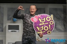 [T포토] 아놀드홍 재미? 저만 믿으세요 (연극 보잉보잉 17주년 기념 셀럽데이)