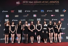 [2018 홍콩 마마] 우주소녀, 홍콩 사로잡을 우주 각선미