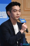 [T포토] 백수장 법대생이자 배심원 대표 역할 맡았어요