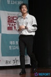 [T포토] 진진 팬들 보며 감동 눈빛