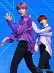 [T포토] 박우진-이대휘 한 몸 같은 댄스 호흡
