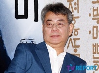 [T포토] 조철현 감독 '붉어진 눈시울'