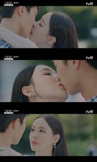 '검블유' 이다희, 군입대 이재욱에 뜨거운 키스 