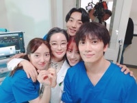 김혜은, 지성부터 정민아까지…한세병원 어벤져스들의 즐거운 시간
