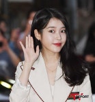 아이유, ‘사랑의 불시착’ OST 부른다 “음원 출시일 미정” [공식입장]