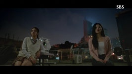 첫방 편의점 샛별이 지창욱X김유정, 3년전 뽀뽀→편의점 점주·알바 재회[종합]