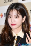 [T포토] 이유비 인형의 아이컨택