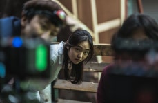 싱크홀 배우들 열정X케미 담은 현장 비하인드 스틸