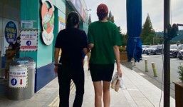 김혜수, 빛 나는 명품 기럭지 모델 포스 [리포트:컷]