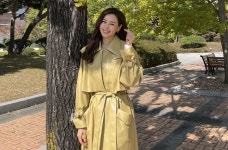 이하늬, 은행나무 밑 가을 여신…러블리 미소 [리포트:컷]