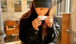 이효리, ♥이상순과 전한 근황 오빠랑 콘하냐 한 잔 [리포트:컷]