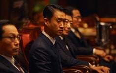 킹메이커 조우진, 개성 연기 끝판