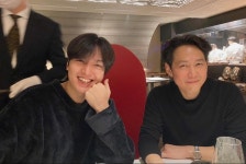 이정재X이민호, 조각 미남 투샷…훈훈한 친분 [리포트:컷]