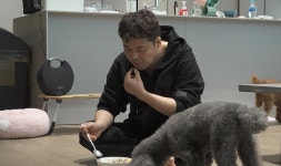 나혼산 전현무, 세월 직격타 맞은 근황...한라산 또 간 줄