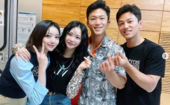 '라디오쇼' 홍지윤, 학창시절 인기 소환 