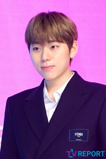 [T포토] 지코 '여전히 훈훈해'