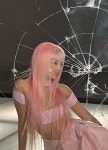블랙핑크 제니, 핑크 헤어도 파격 노출룩도 찰떡[리포트:컷]