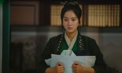 금혼령 박주현, 단아한 한복 자태로 시선강탈....소랑역 첫 스틸