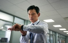 황정민, 영화 ‘교섭’으로 보여줄 새 얼굴