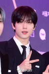 [T포토] 지성 거부불가 브이