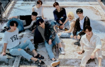 스트레이키즈, ‘롤라팔루자 파리’ 헤드라이너 출격... K팝 그룹 최초