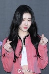 [T포토] 채령 핑크 하트