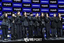 [T포토] 트리플에스 첫 앨범 어셈블 발매