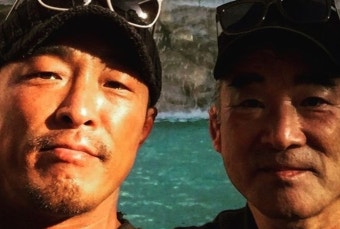 父 가슴에 묻은 추성훈 “아버지는 나의 슈퍼 히어로”
