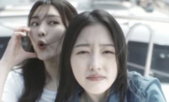 ‘장원영 언니’ 장다아, 첫 광고 공개... DNA는 거짓말을 하지 않아