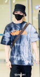 [T포토] 필릭스 스테이 바라보는 다정한 눈빛