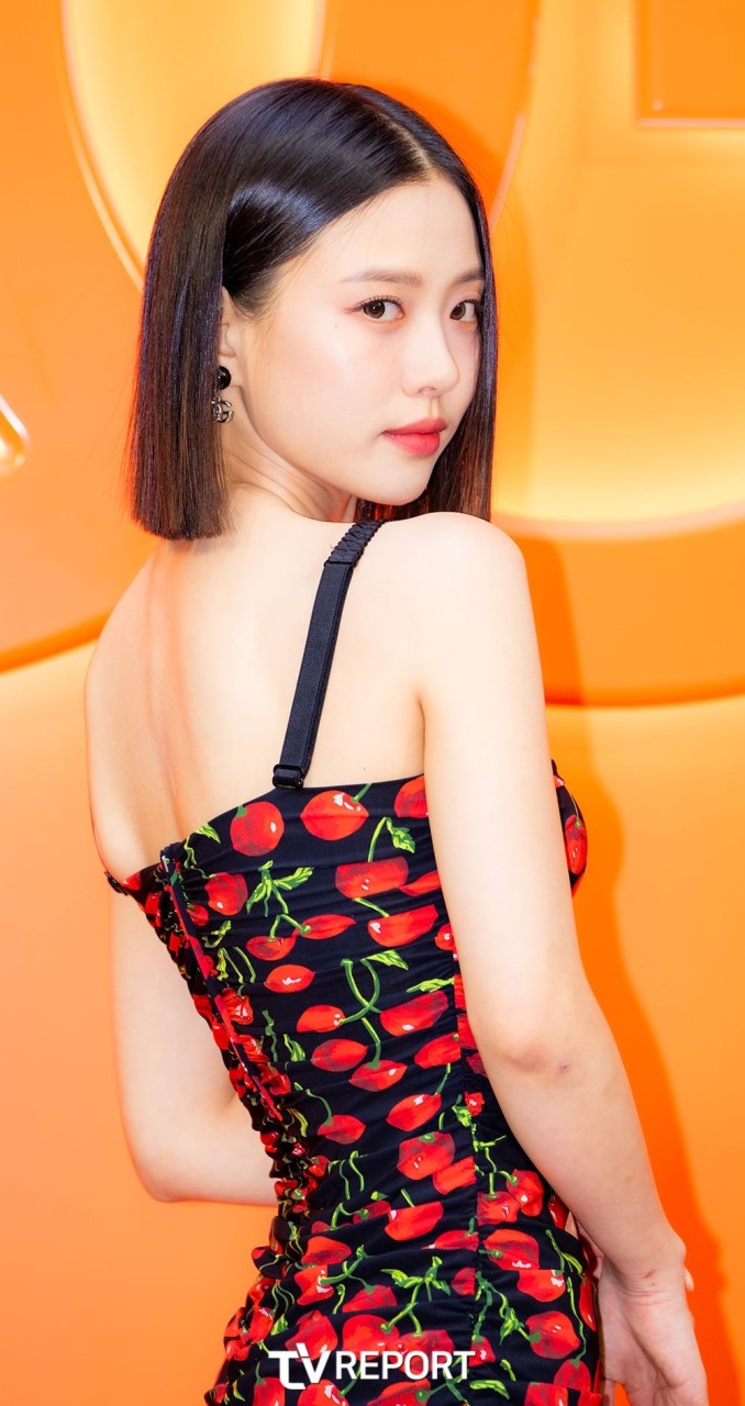 고민시, 드라마 아무도 없는 숲속에서 촬영을 위해 43kg 다이어트 성공적으로 완수하여 논란