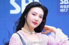 레드벨벳 조이에 반말+고함 친 SBS 직원…결국 사과