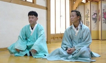 현진영, '못 배웠다' 악플에 상처...